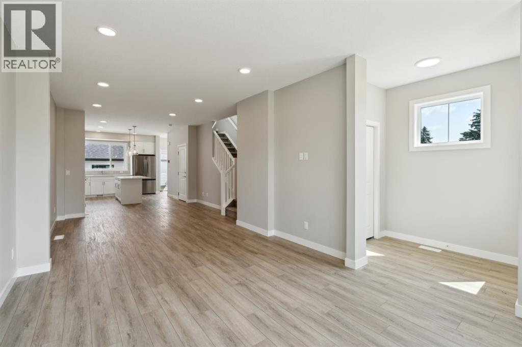 Single Family House for Sale in  Alderwood Close SE Acadia Calgary 