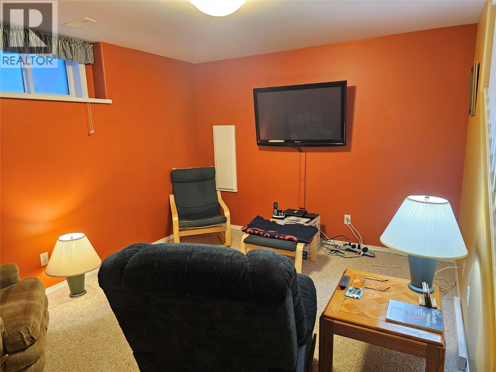 493 Richards Street W, Nelson