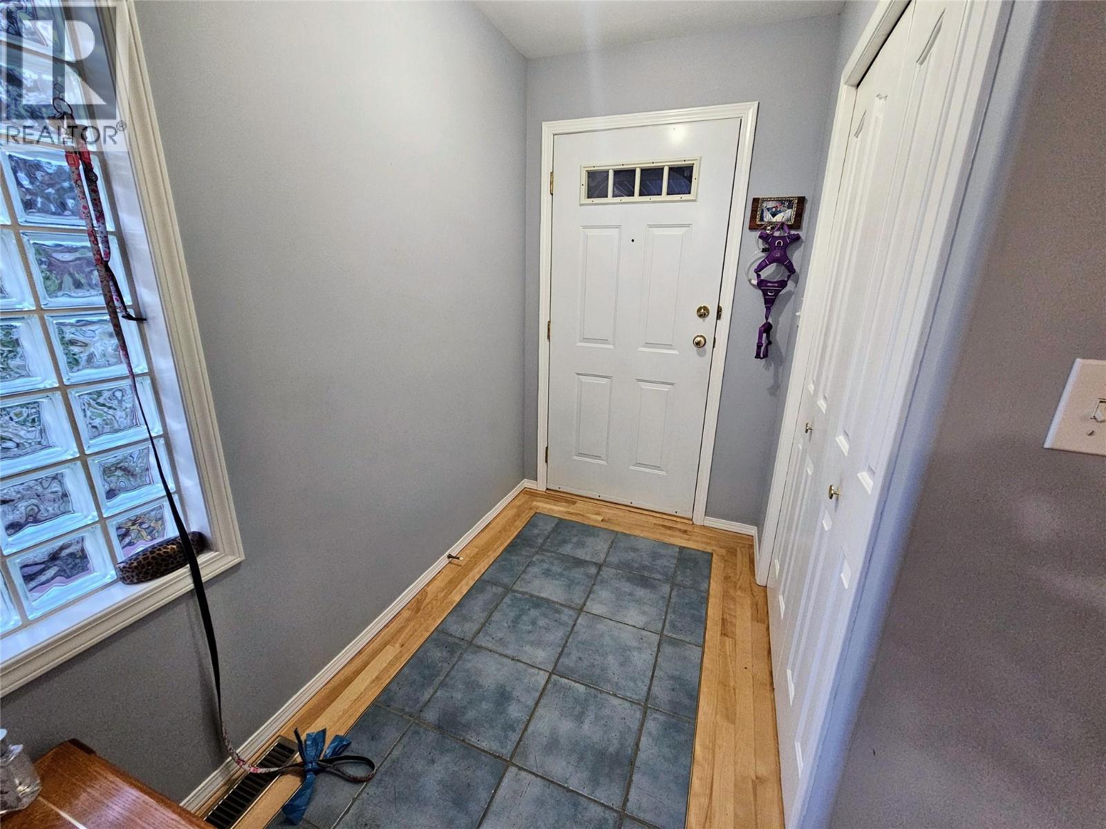 493 Richards Street W, Nelson