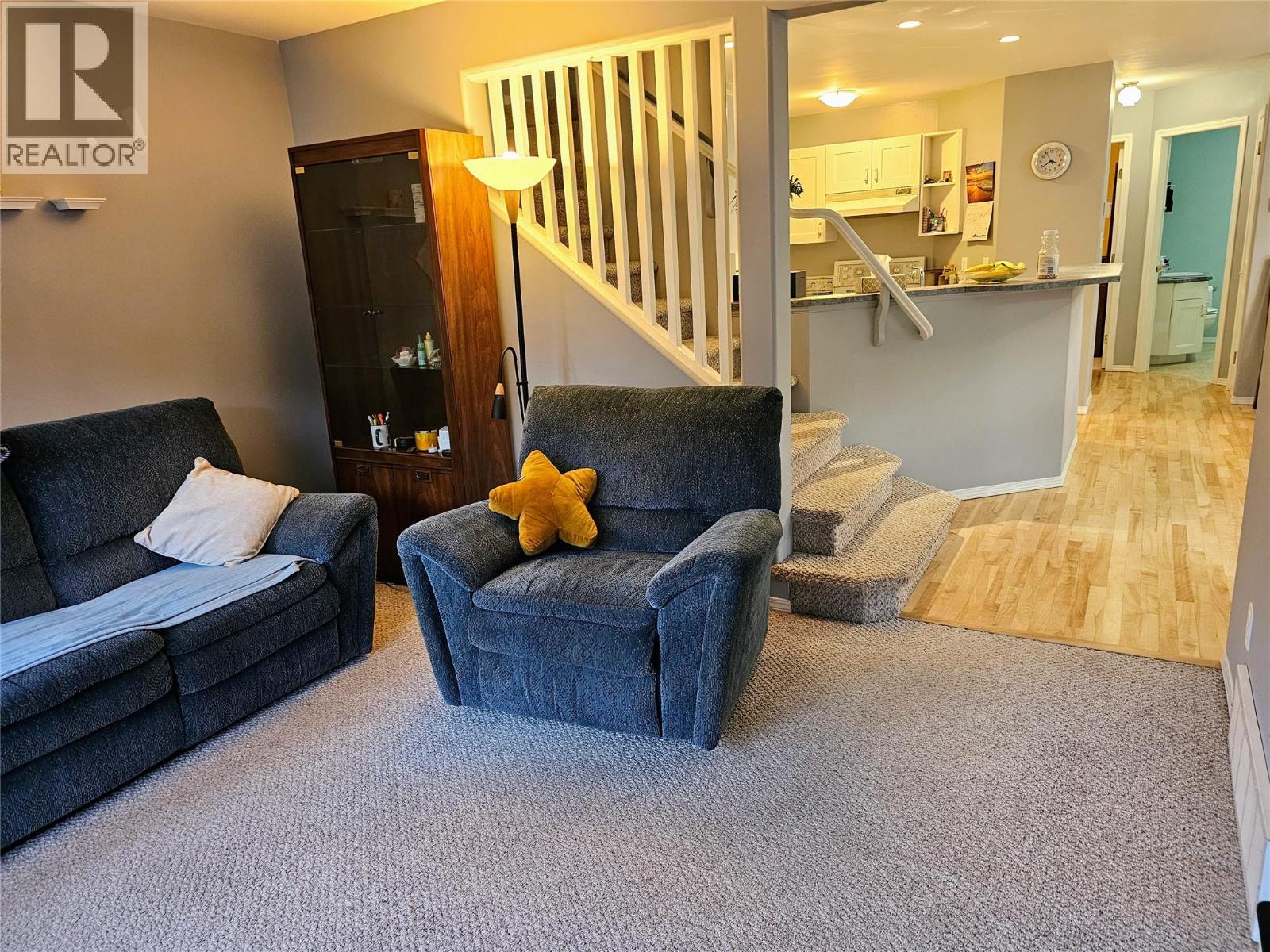 493 Richards Street W, Nelson