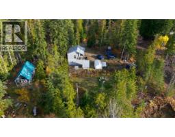 7636 Mountain Drive, Anglemont, BC V0E1M8 Photo 17