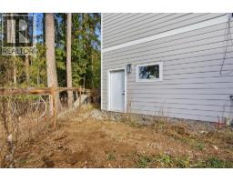 7636 Mountain Drive, Anglemont, BC V0E1M8 Photo 12
