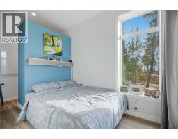 7636 Mountain Drive, Anglemont, BC V0E1M8 Photo 22