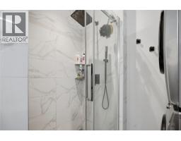 7636 Mountain Drive, Anglemont, BC V0E1M8 Photo 35