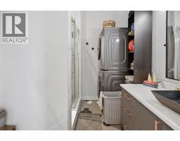 7636 Mountain Drive, Anglemont, BC V0E1M8 Photo 34