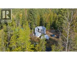 7636 Mountain Drive, Anglemont, BC V0E1M8 Photo 40