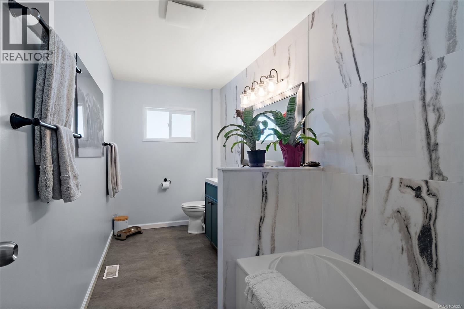 3915 Gilbert Dr, Metchosin