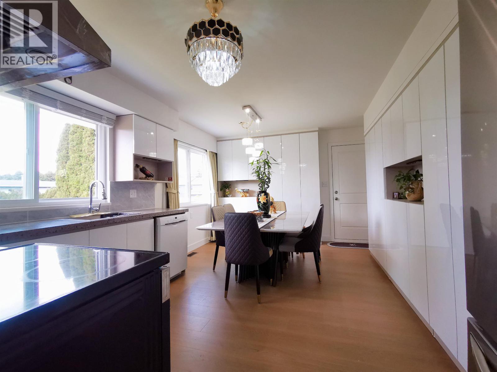 7460 THORMANBY Crescent, Richmond