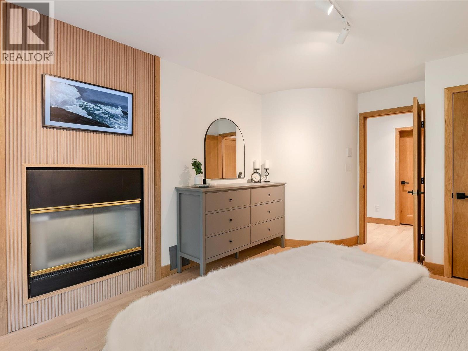 310 4821 SPEARHEAD DRIVE, Whistler