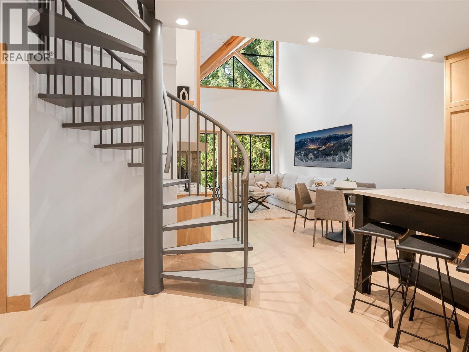 310 4821 SPEARHEAD DRIVE, Whistler