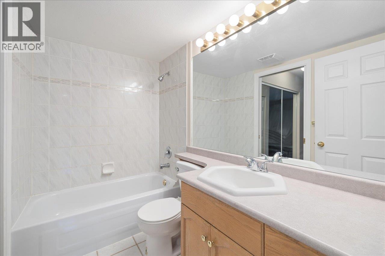 208 301 MAUDE ROAD, Port Moody