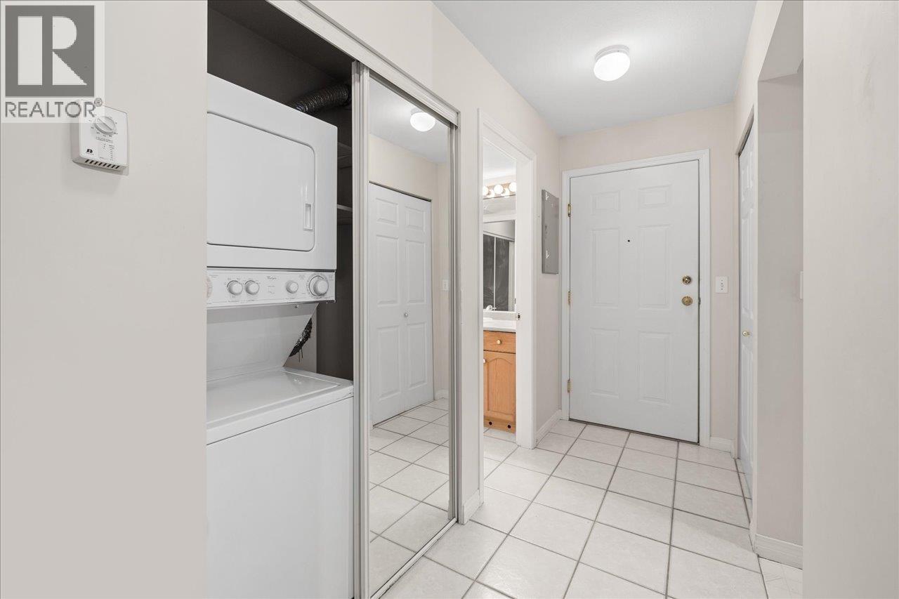 208 301 MAUDE ROAD, Port Moody