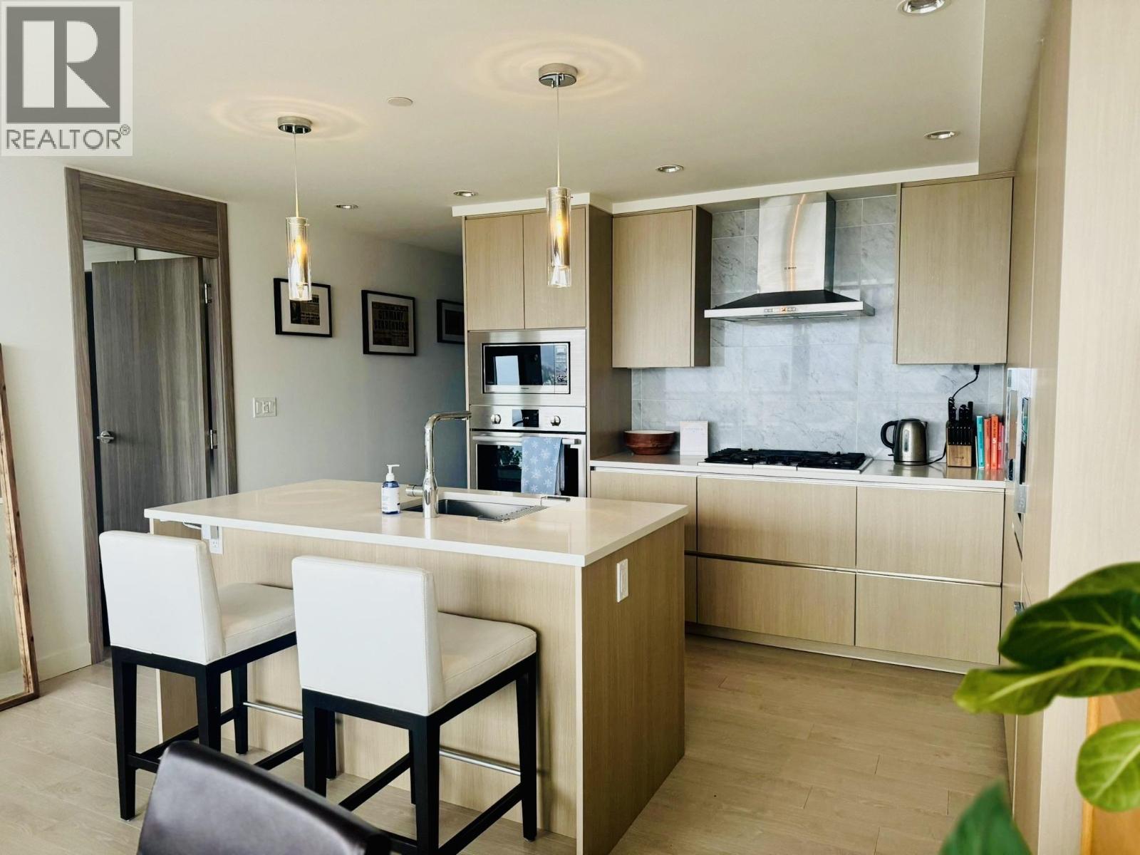 4707 4730 LOUGHEED HIGHWAY, Burnaby