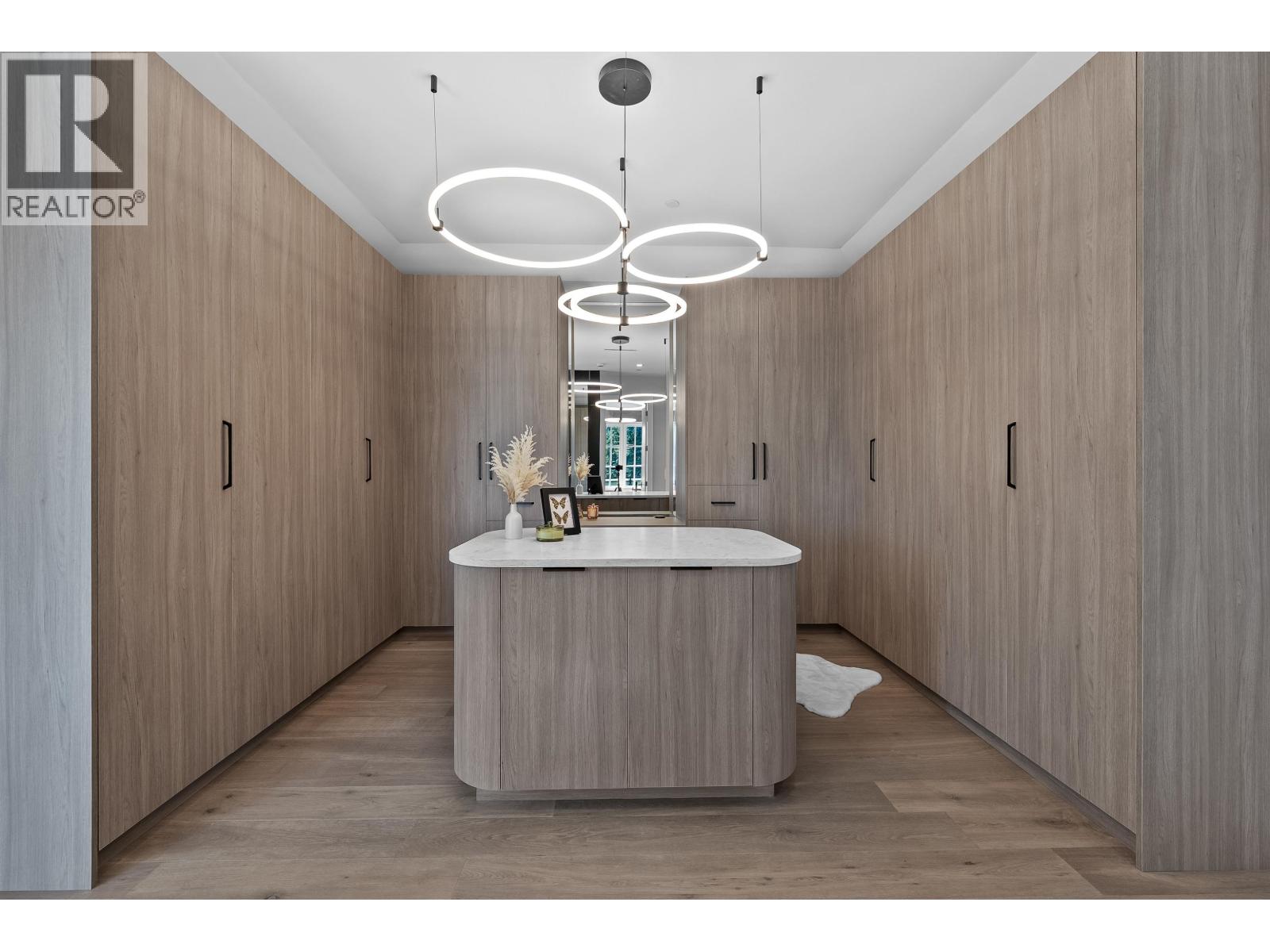 4141 BURKEHILL ROAD, West Vancouver