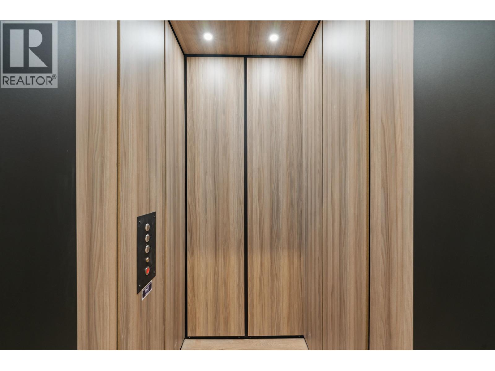 4141 BURKEHILL ROAD, West Vancouver