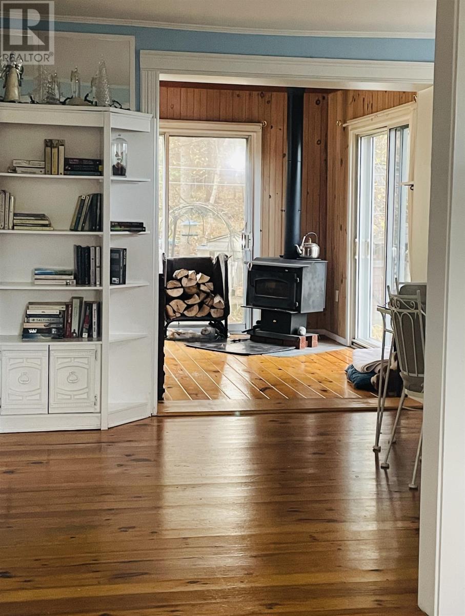 19541 RTE 2 HIGHWAY - 21