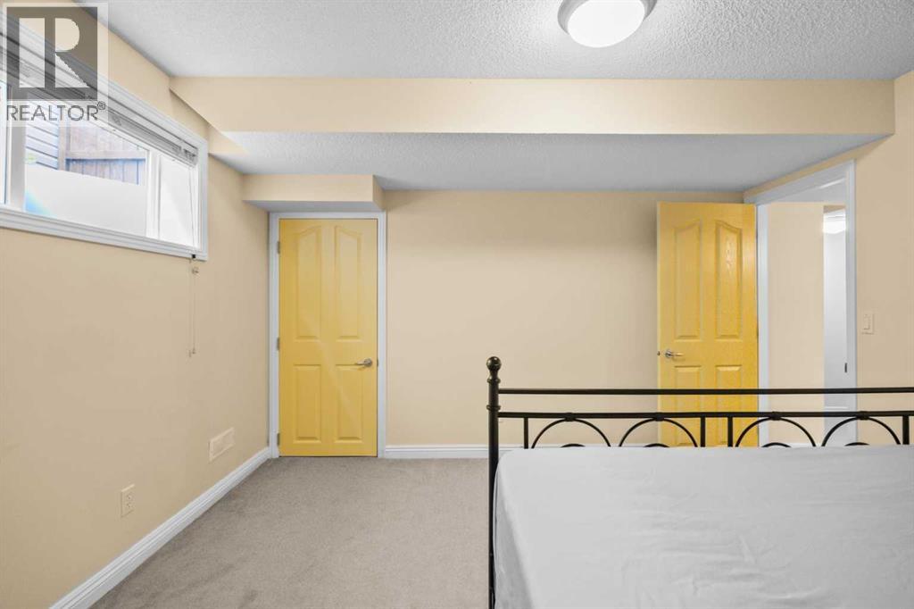 Single Family House for Sale in  Royal Oak Heights NW Royal Oak Calgary 