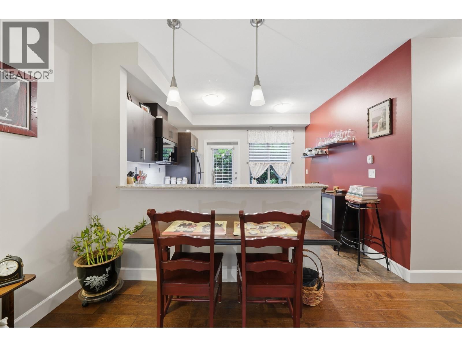 117 2108 ROWLAND STREET, Port Coquitlam