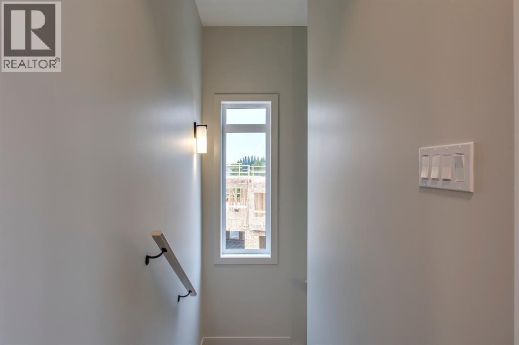 Single Family House for Sale in  Royal Elm Road NW Royal Oak Calgary 