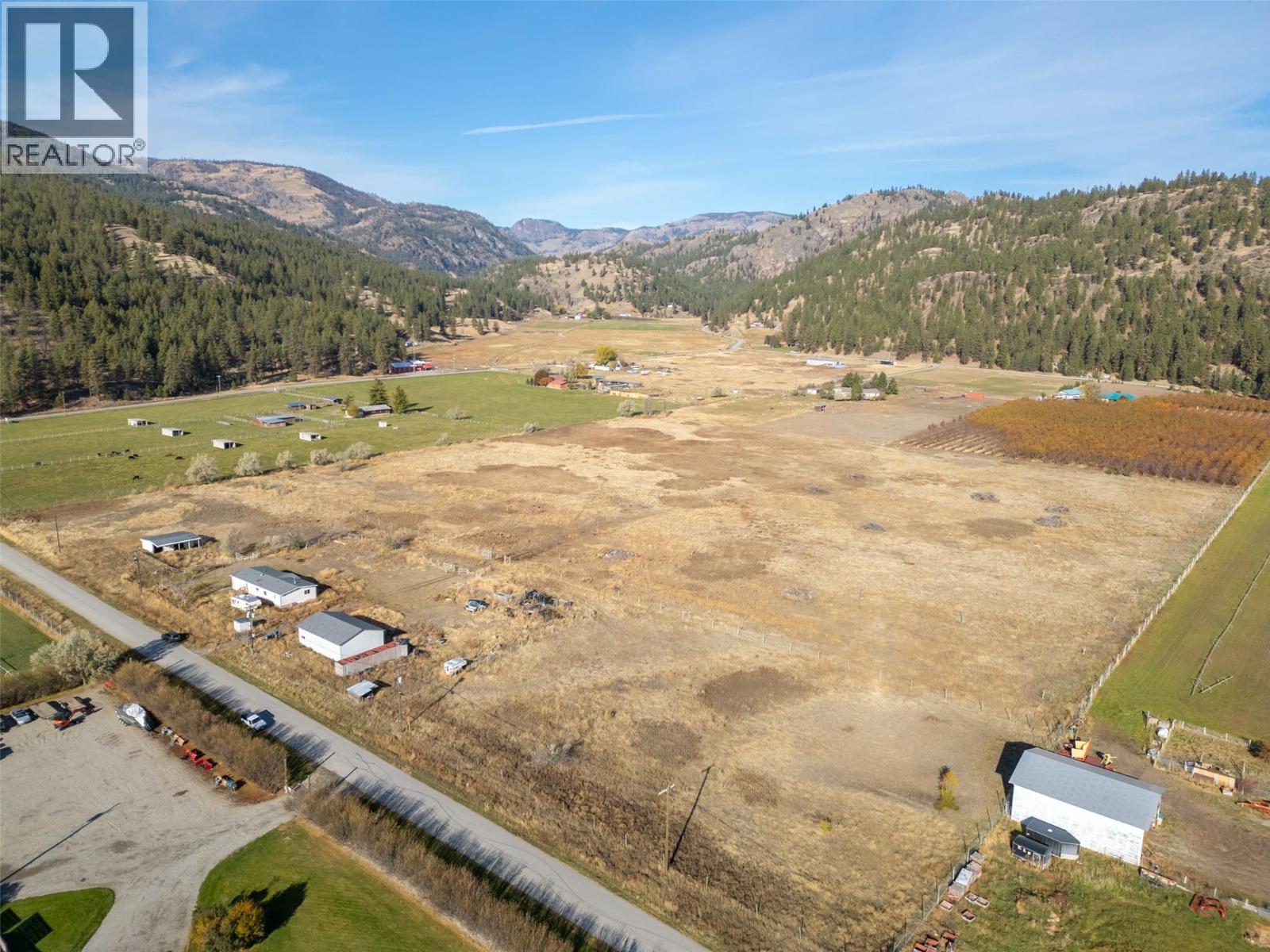  261 + 297 Jones Way Road, Oliver