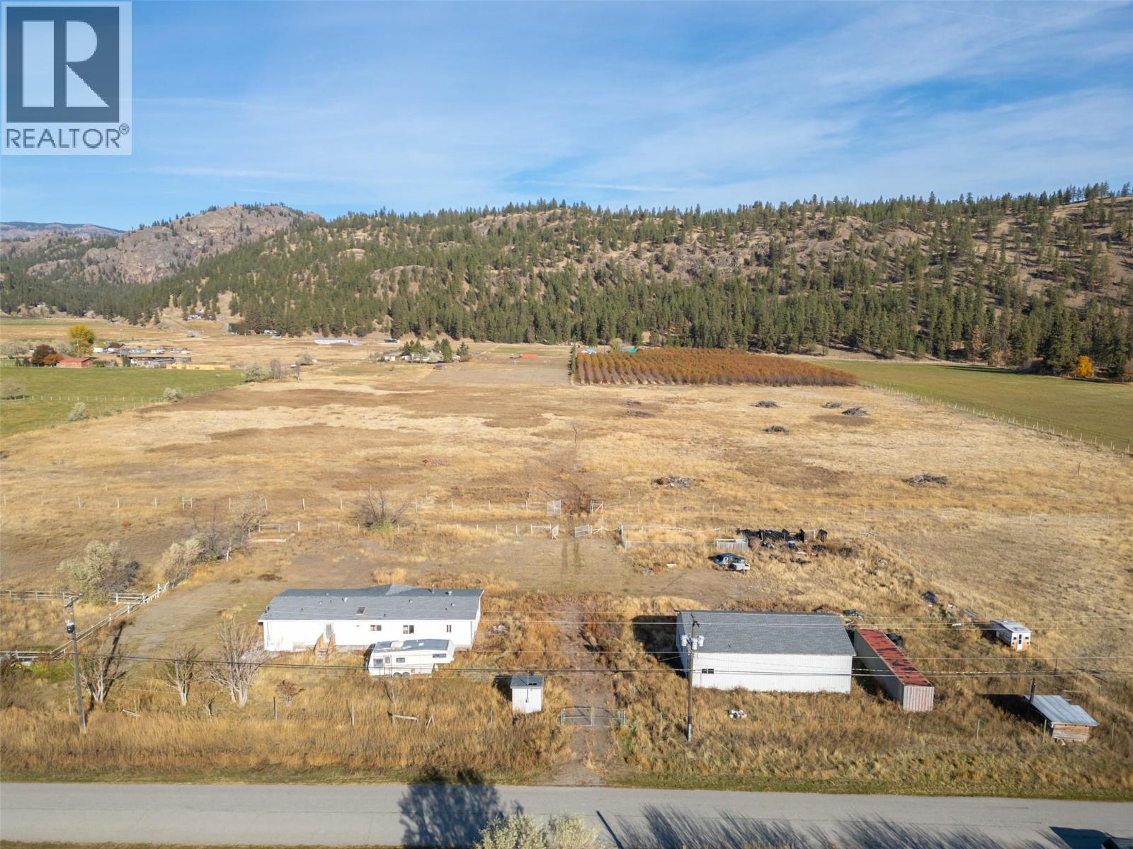  261 + 297 Jones Way Road, Oliver