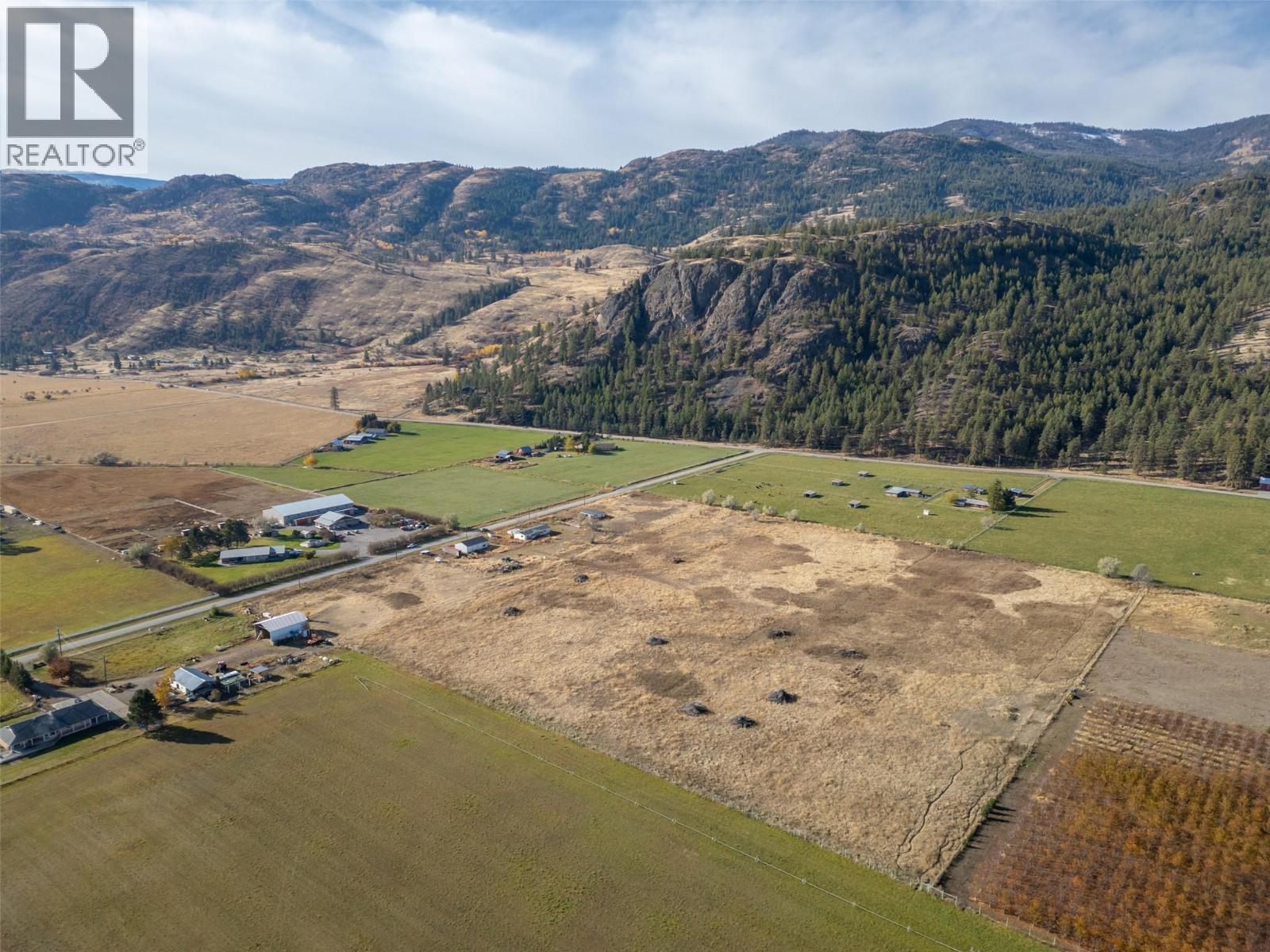  261 + 297 Jones Way Road, Oliver