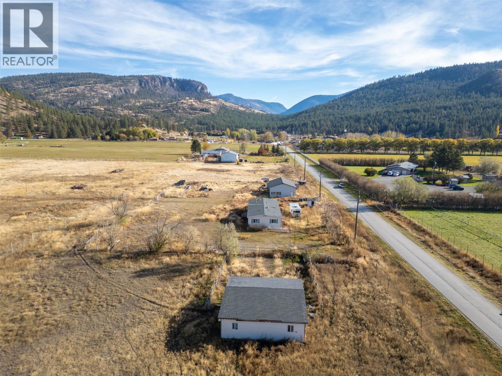  261 + 297 Jones Way Road, Oliver