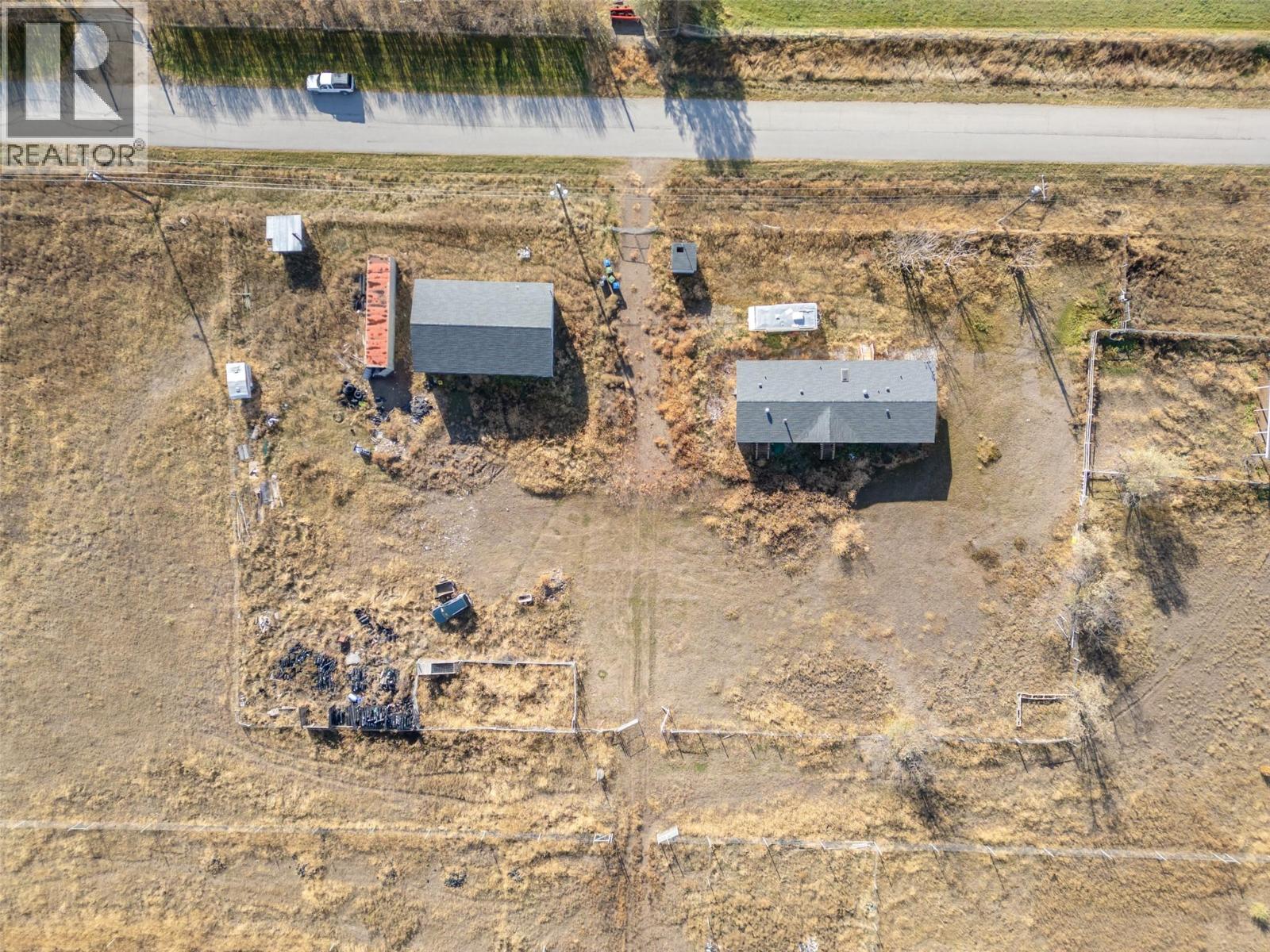  261 + 297 Jones Way Road, Oliver