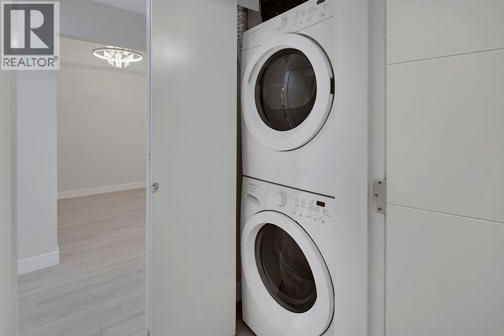 404 733 W 3RD STREET, North Vancouver