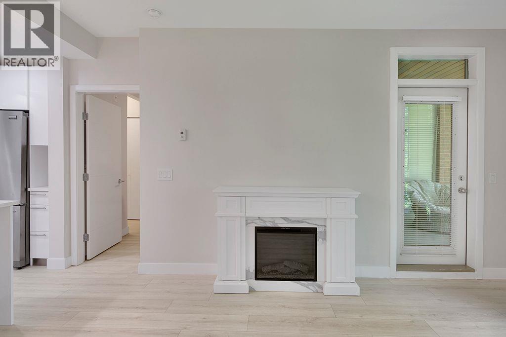 404 733 W 3RD STREET, North Vancouver