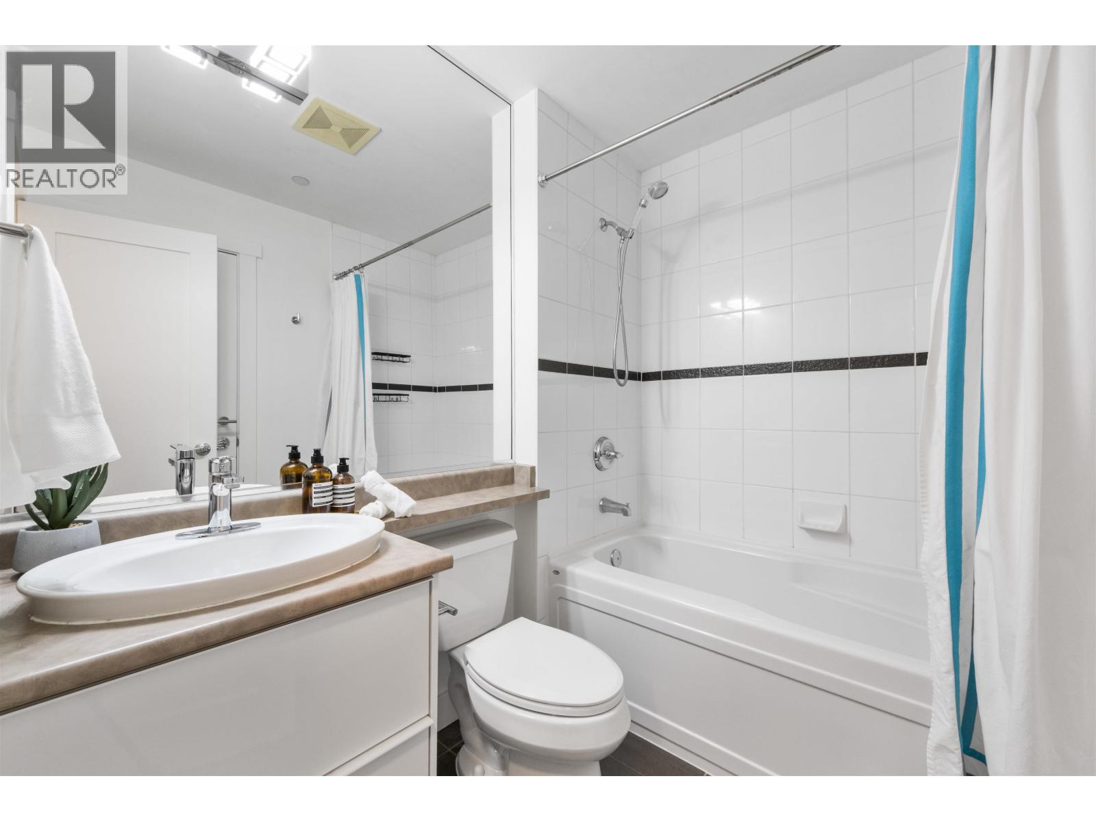 132 7388 MACPHERSON AVENUE, Burnaby