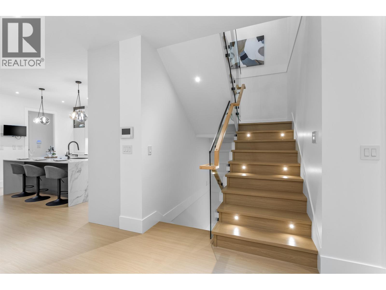 6918 UNION STREET, Burnaby