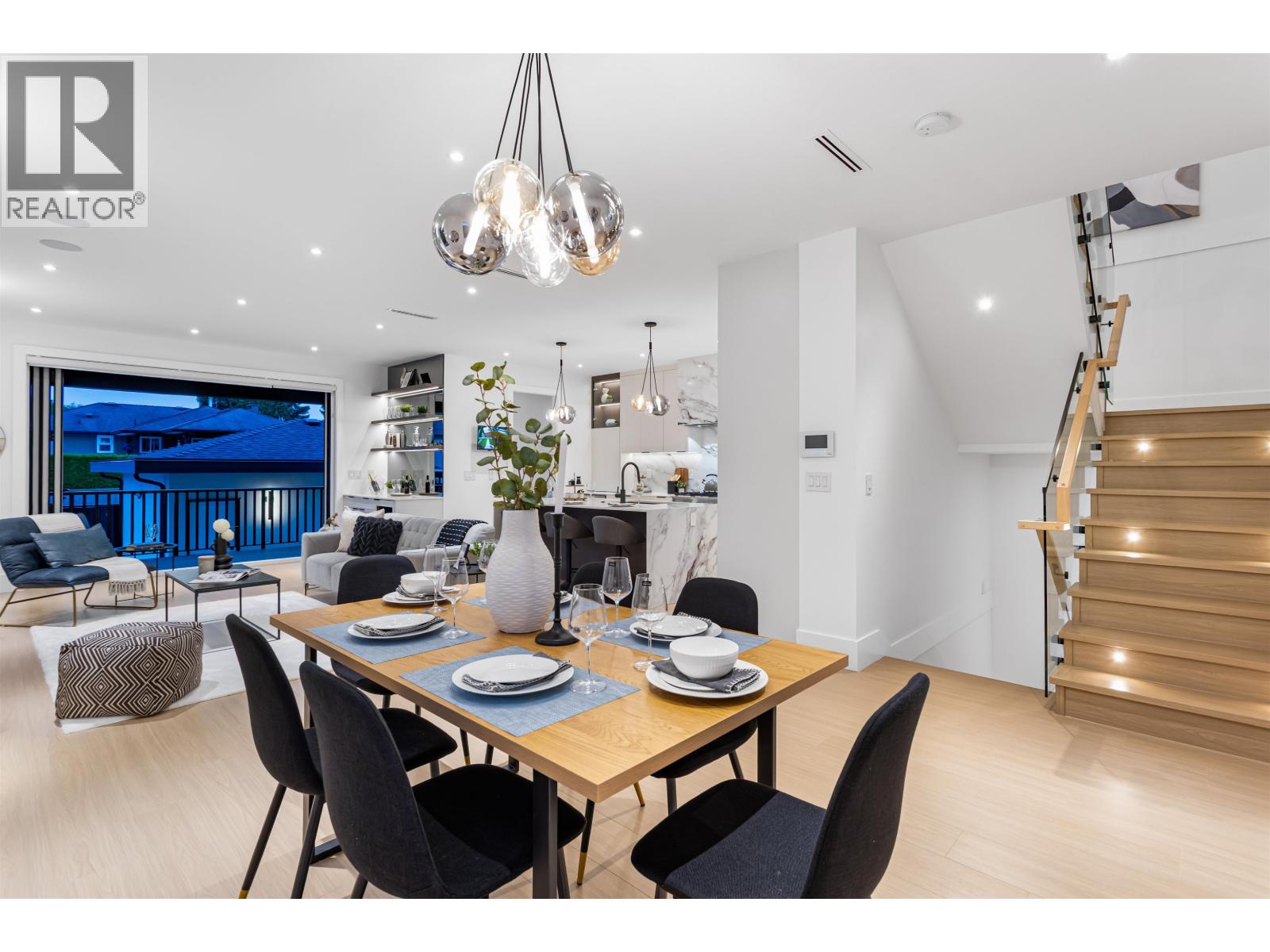 6918 UNION STREET, Burnaby