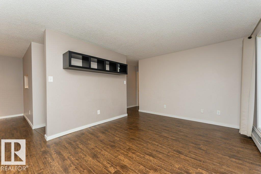 #203 8503 108 ST NW - 17