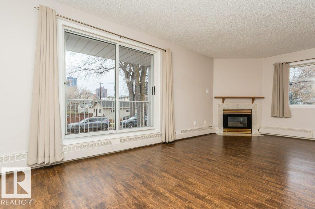 #203 8503 108 ST NW - 19
