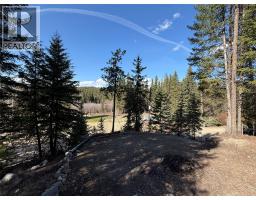  221 Link Lake Road, Princeton