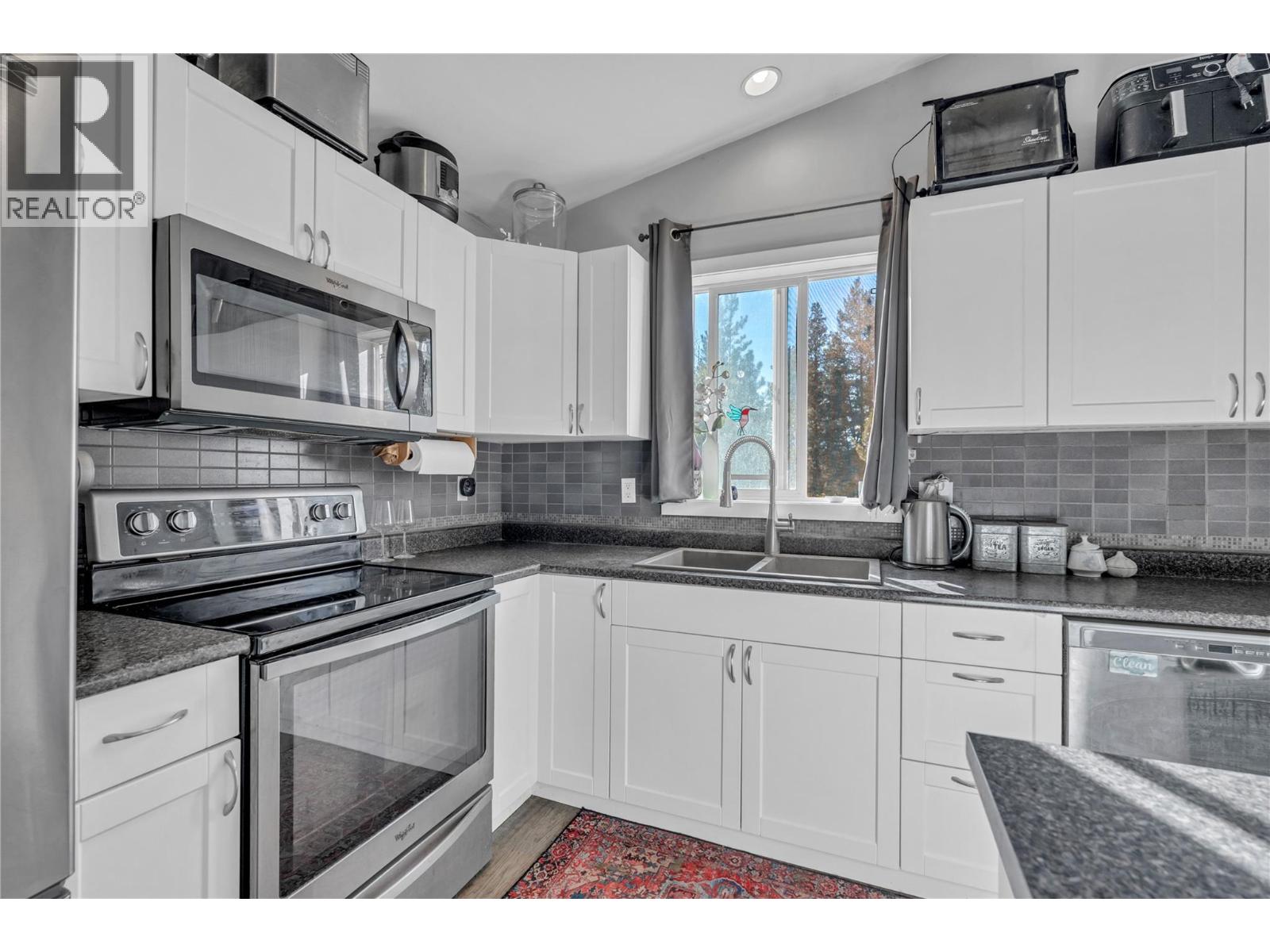  432 Darcy Mountain Road, Princeton