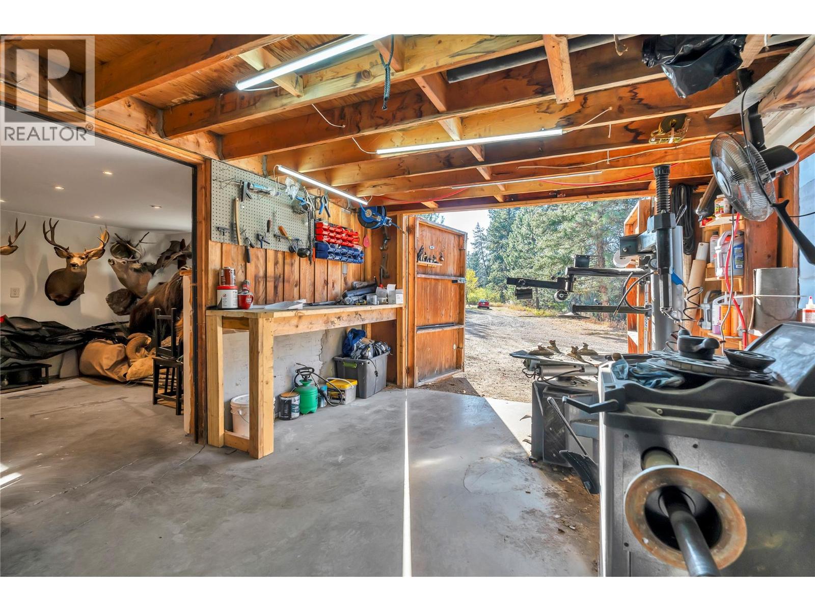  432 Darcy Mountain Road, Princeton