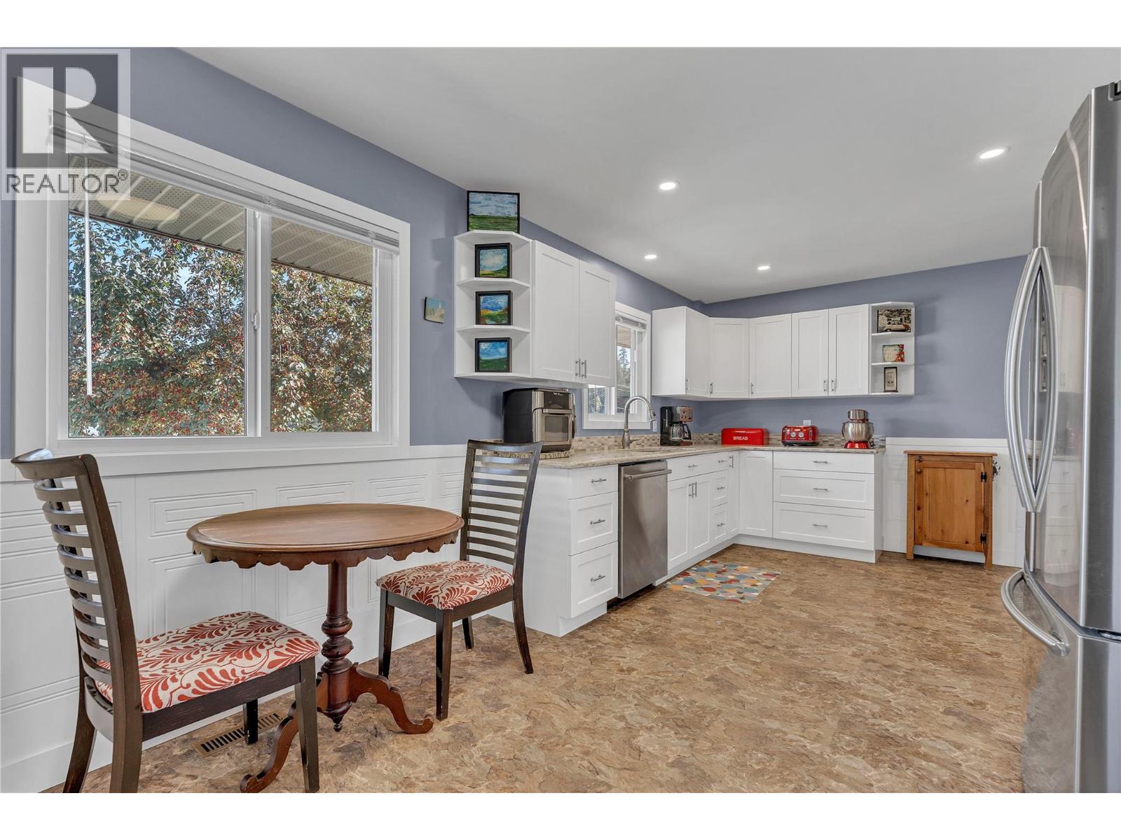 350 PINE Street, Princeton