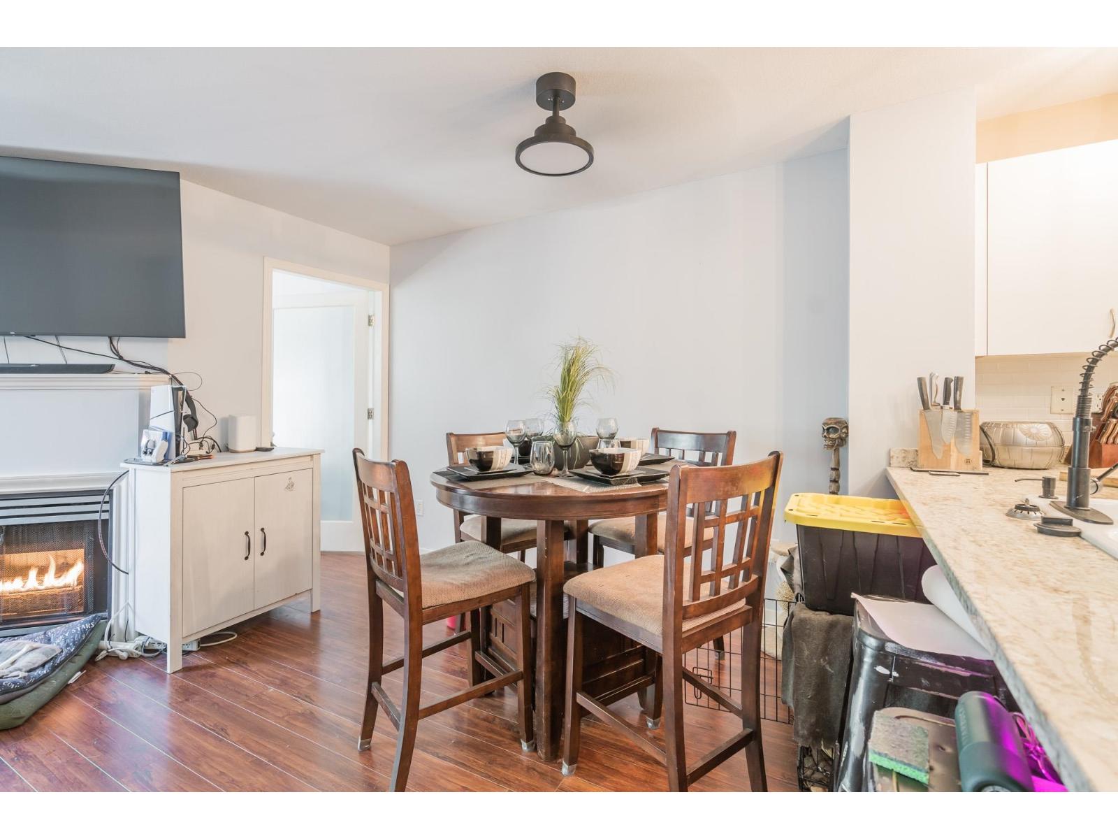 415 6359 198 STREET, Langley