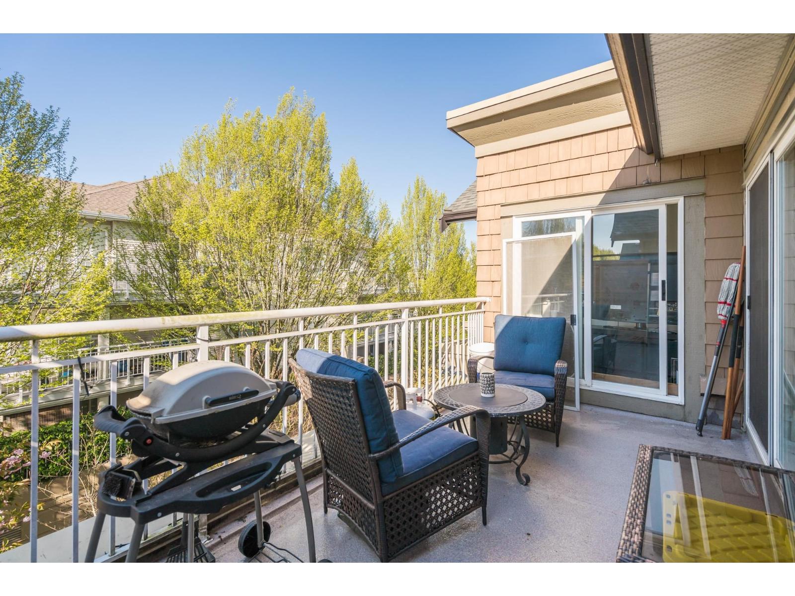 415 6359 198 STREET, Langley