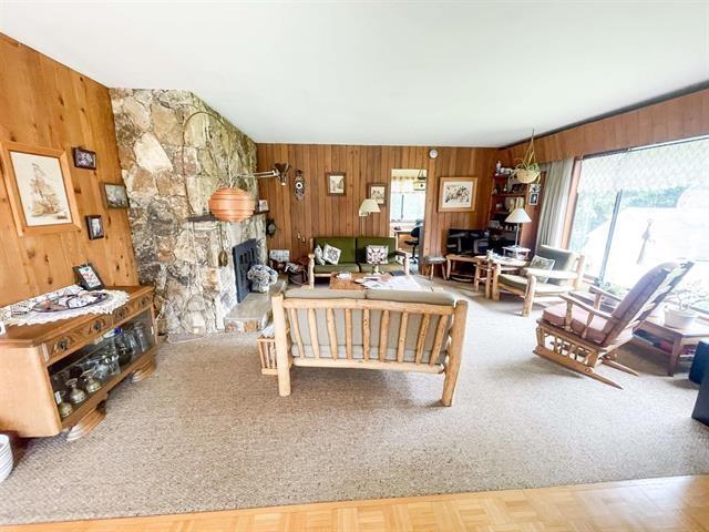 House in Surrey - Image 14