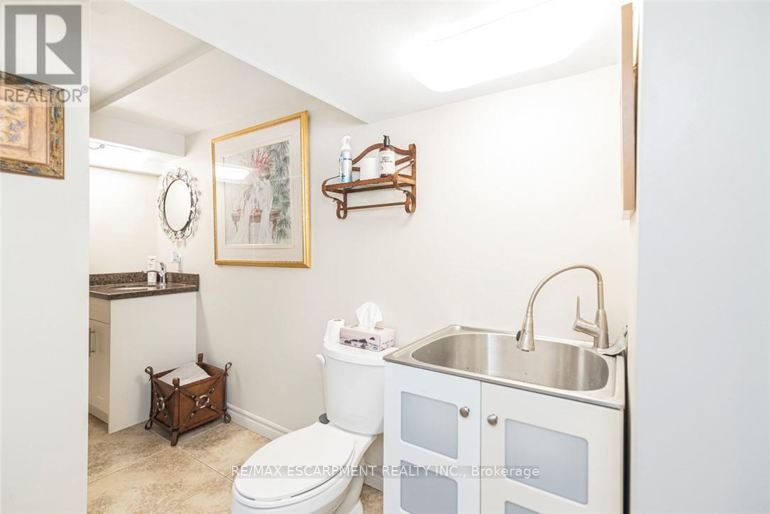 Single Family House for Sale in  KIMBERLY DRIVE Hamilton (Rosedale) 