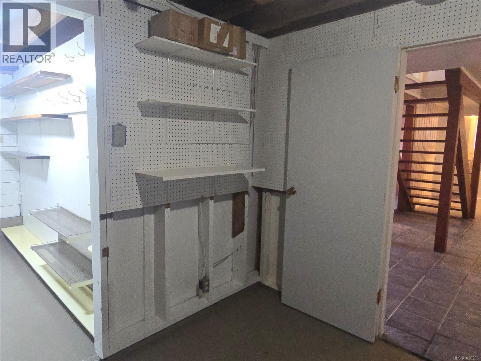 1776 Broughton Blvd, Port McNeill