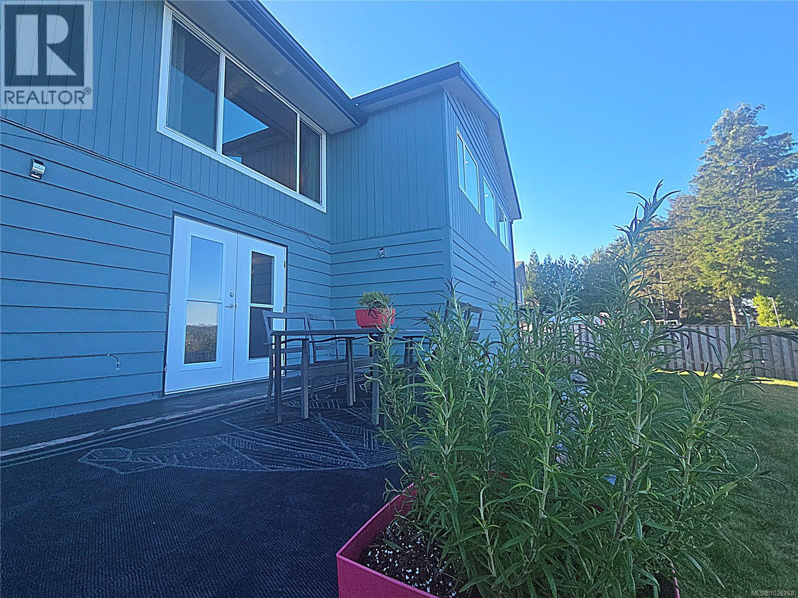 1776 Broughton Blvd, Port McNeill