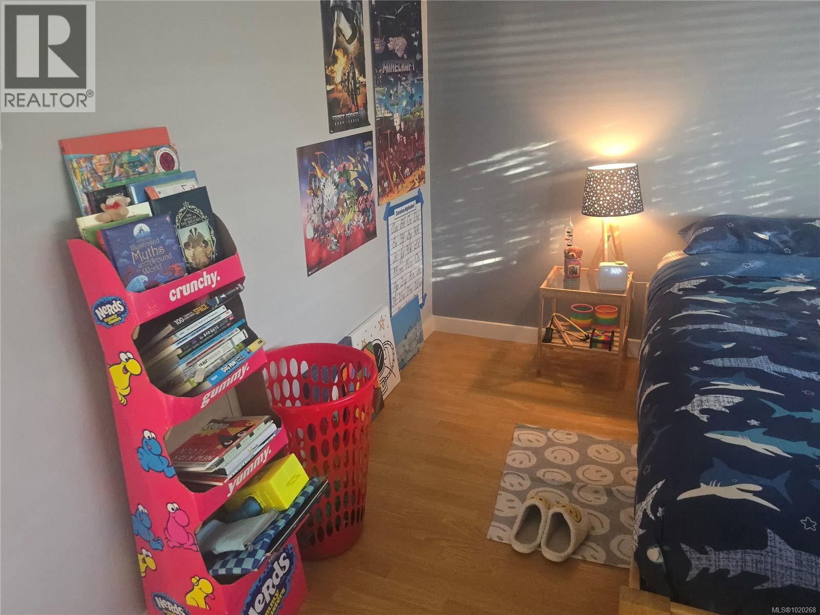 1776 Broughton Blvd, Port McNeill