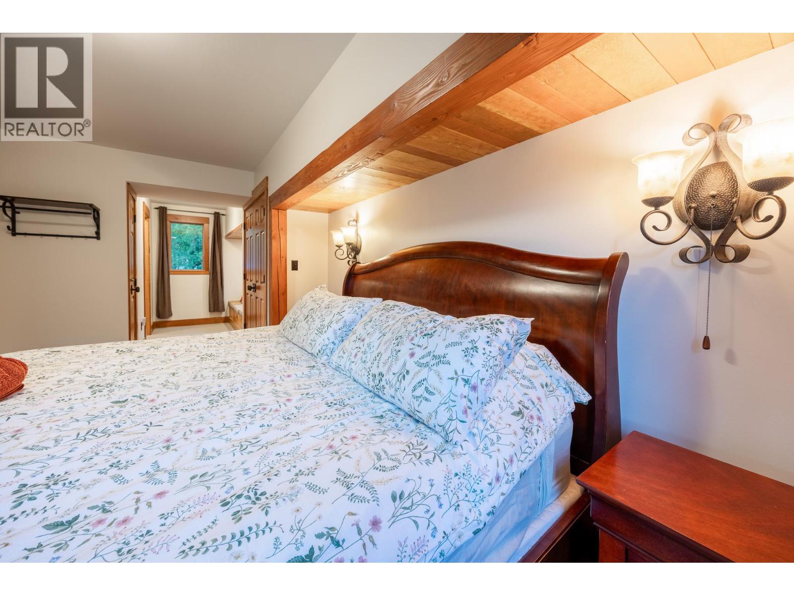 4516 TIMBERLINE Crescent, Fernie