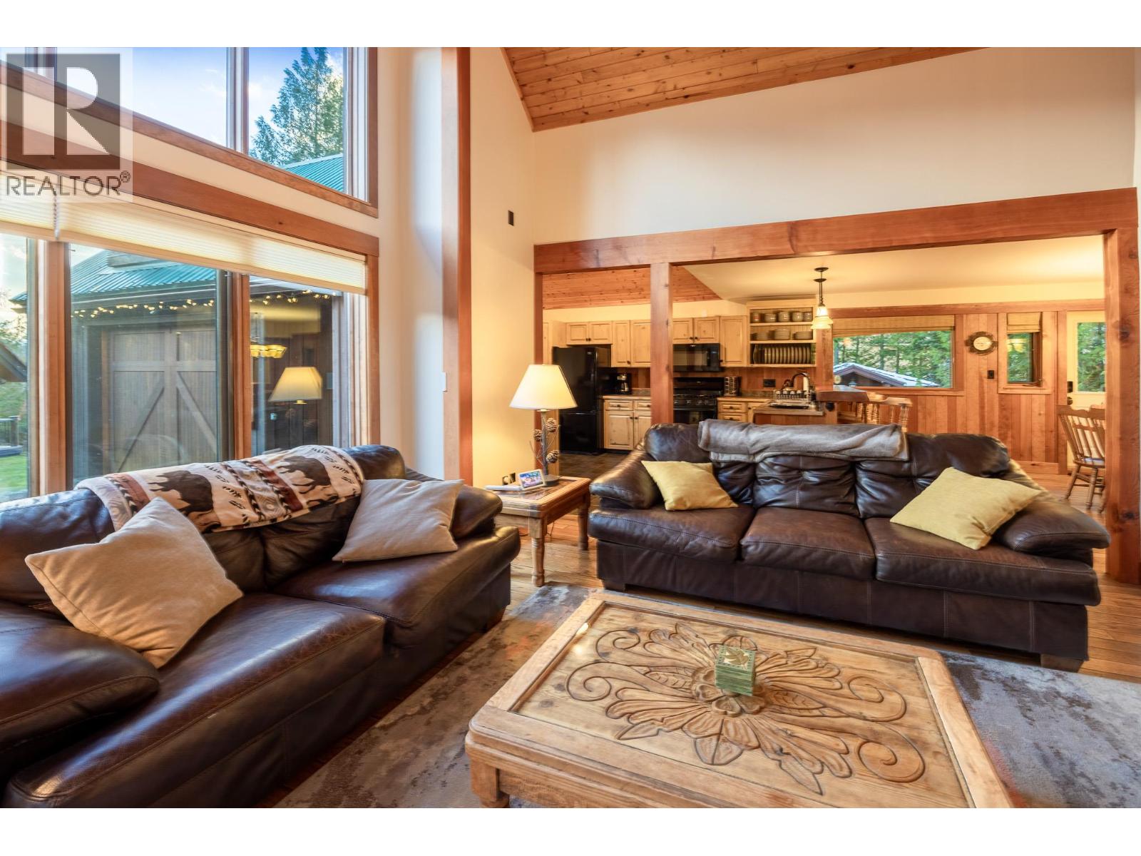 4516 TIMBERLINE Crescent, Fernie