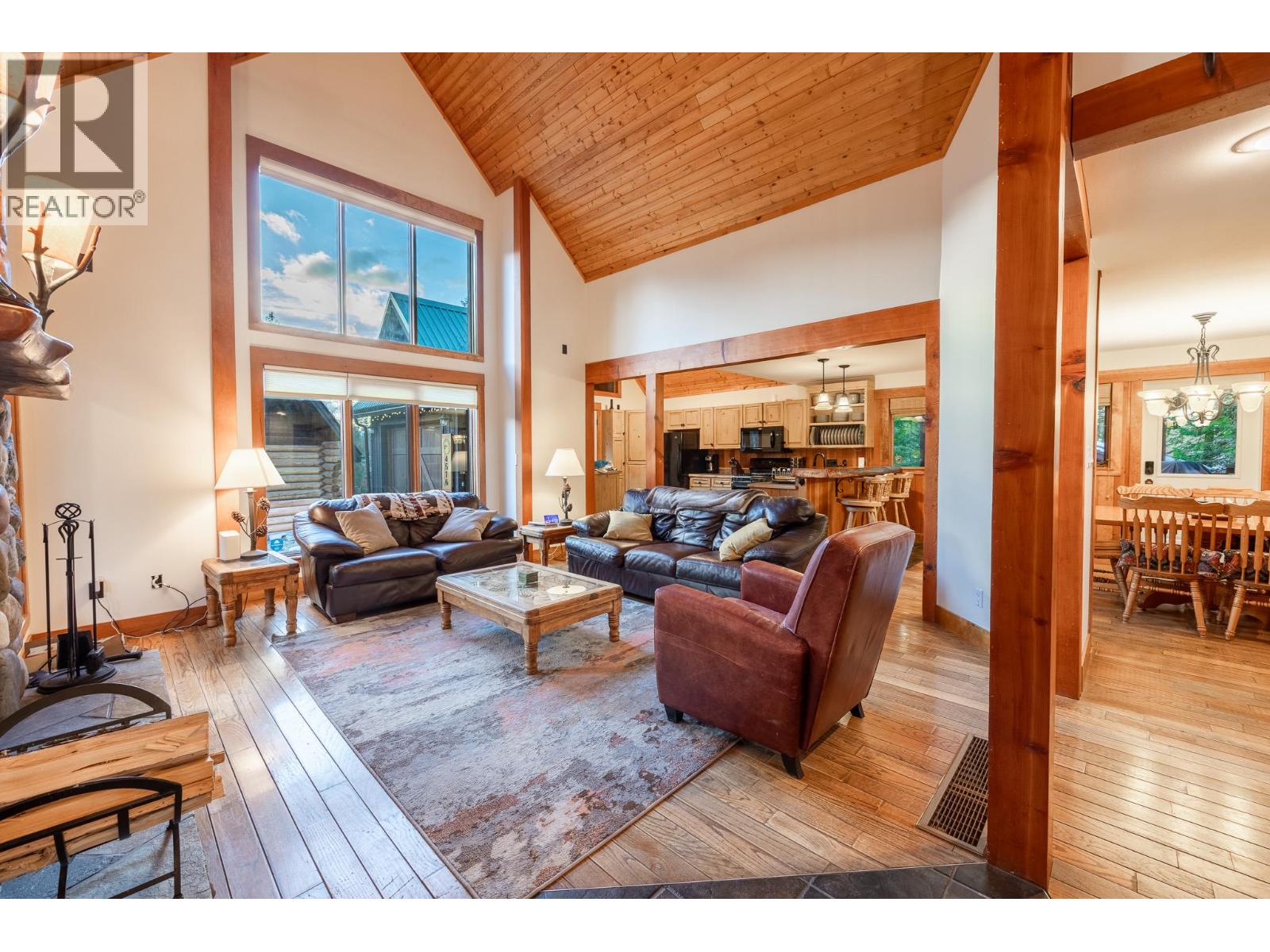 4516 TIMBERLINE Crescent, Fernie