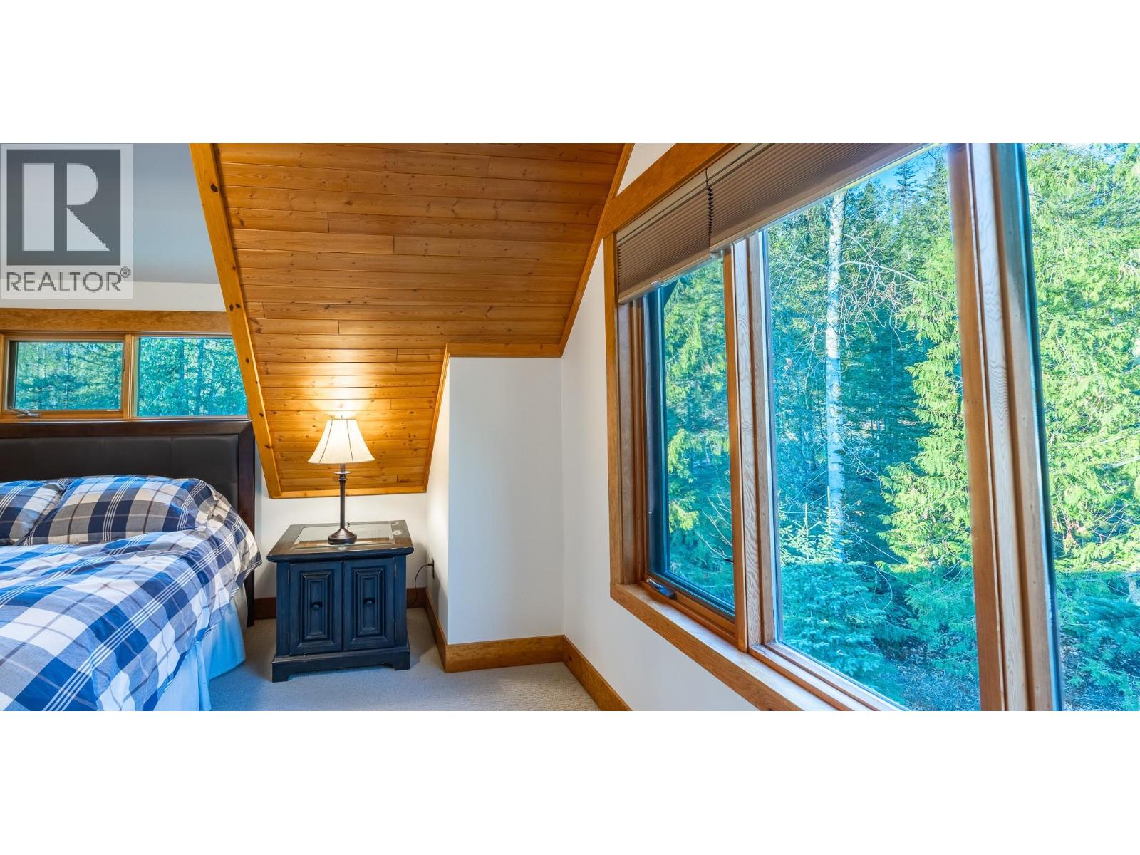 4516 TIMBERLINE Crescent, Fernie